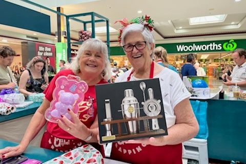 sue-and-patricia-wrapping